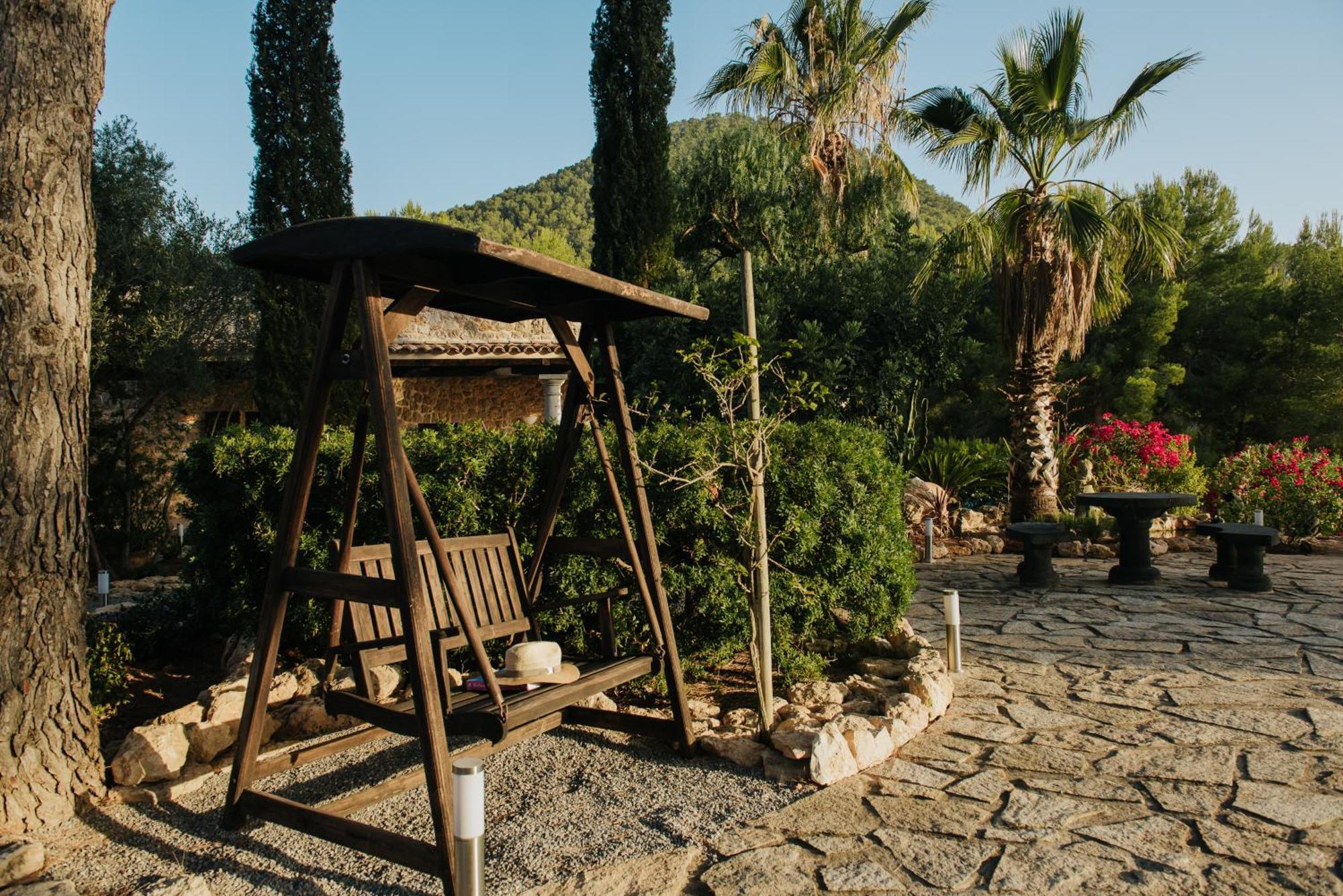 Villa & Guesthouse Paissa D'En Bernat Cala Tarida  Bagian luar foto