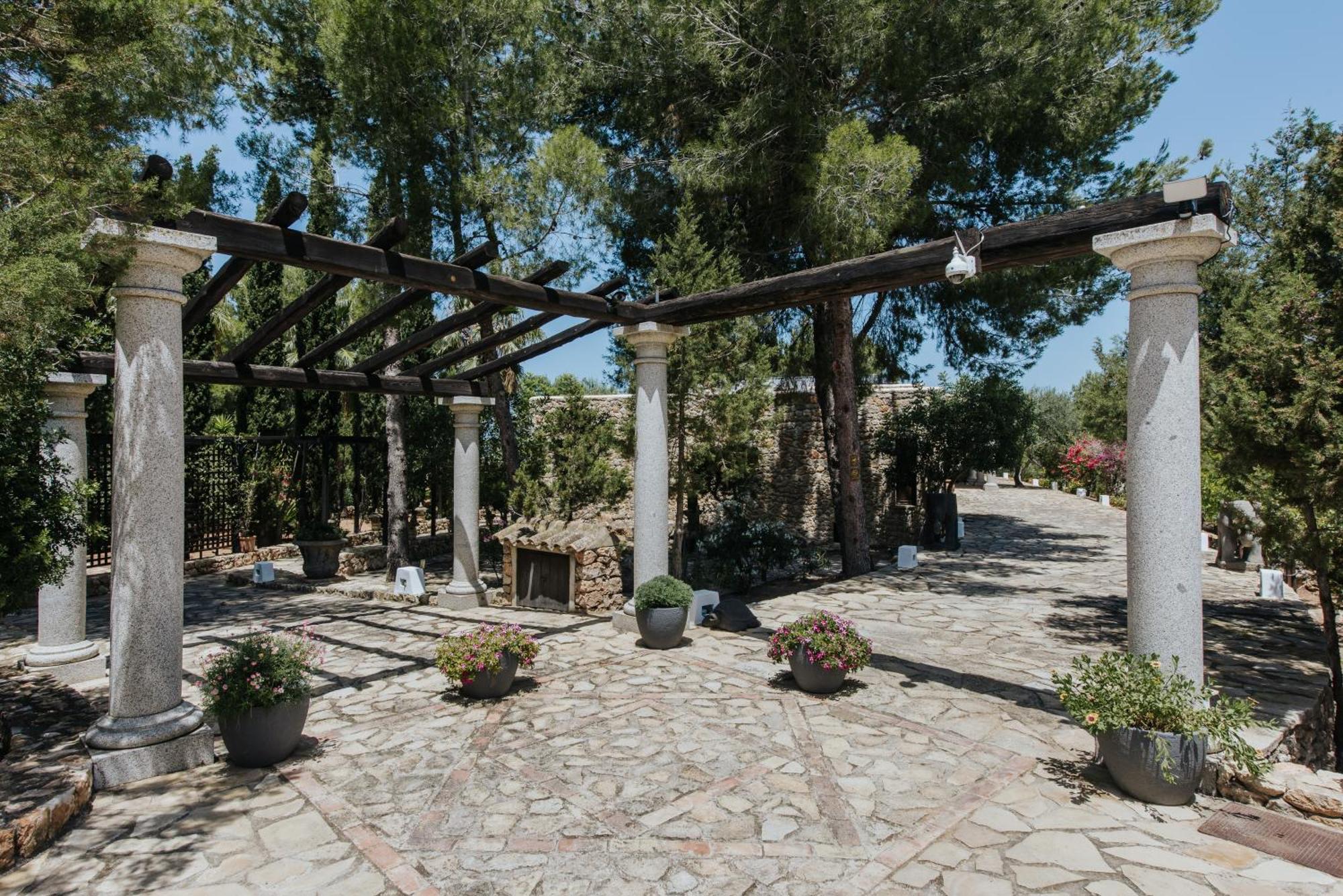 Villa & Guesthouse Paissa D'En Bernat Cala Tarida  Bagian luar foto