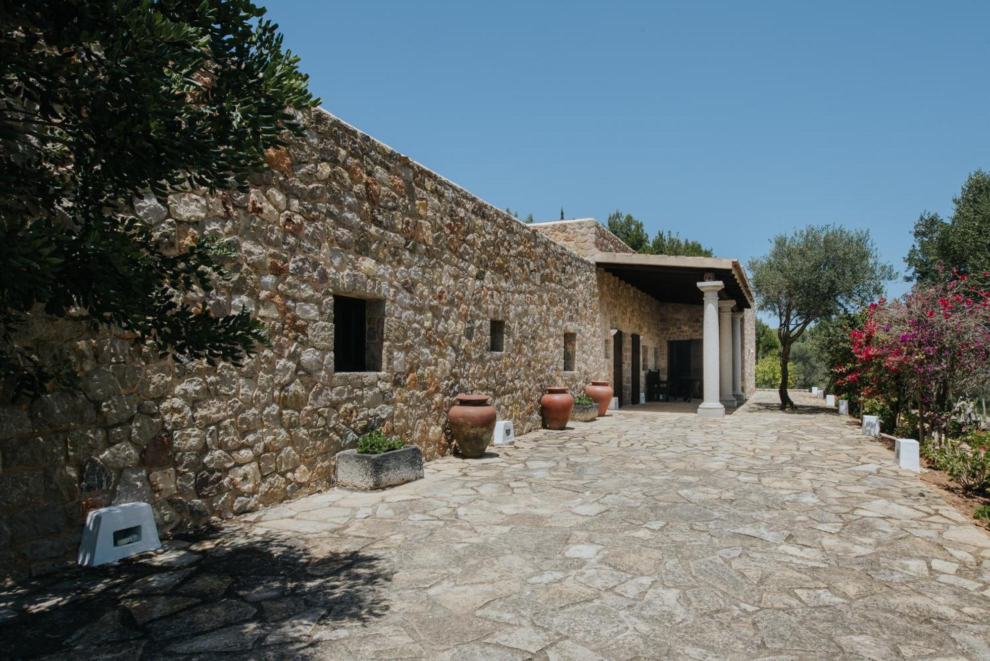 Villa & Guesthouse Paissa D'En Bernat Cala Tarida  Bagian luar foto
