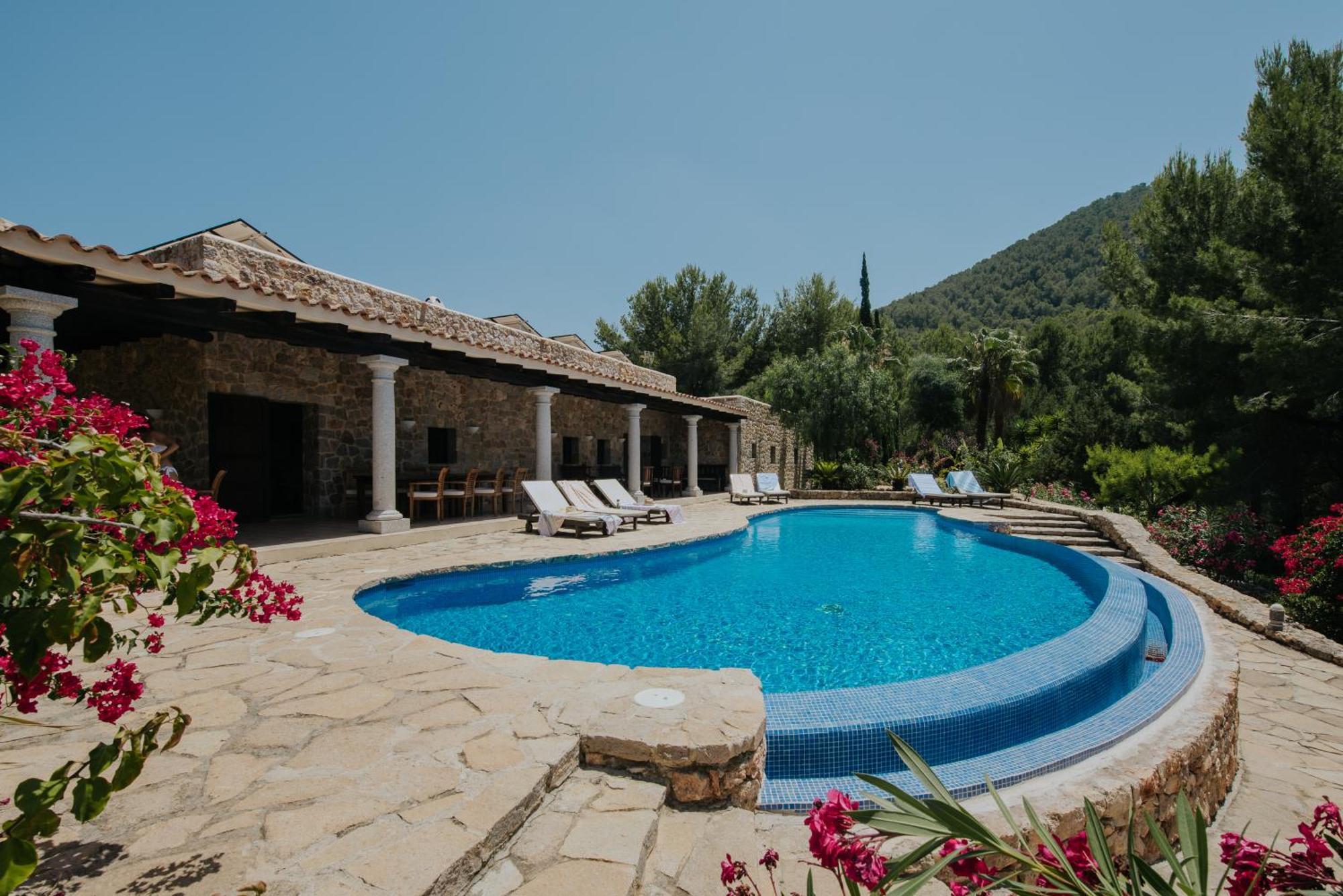 Villa & Guesthouse Paissa D'En Bernat Cala Tarida  Bagian luar foto