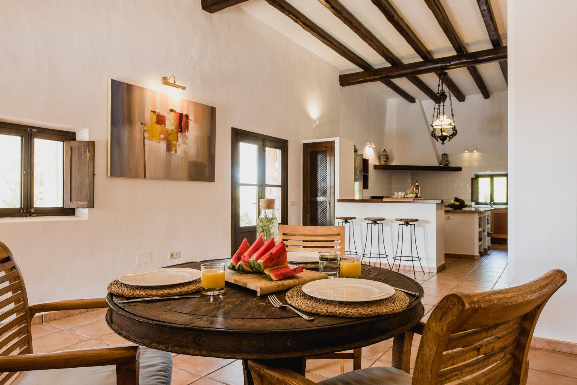 Villa & Guesthouse Paissa D'En Bernat Cala Tarida  Bagian luar foto