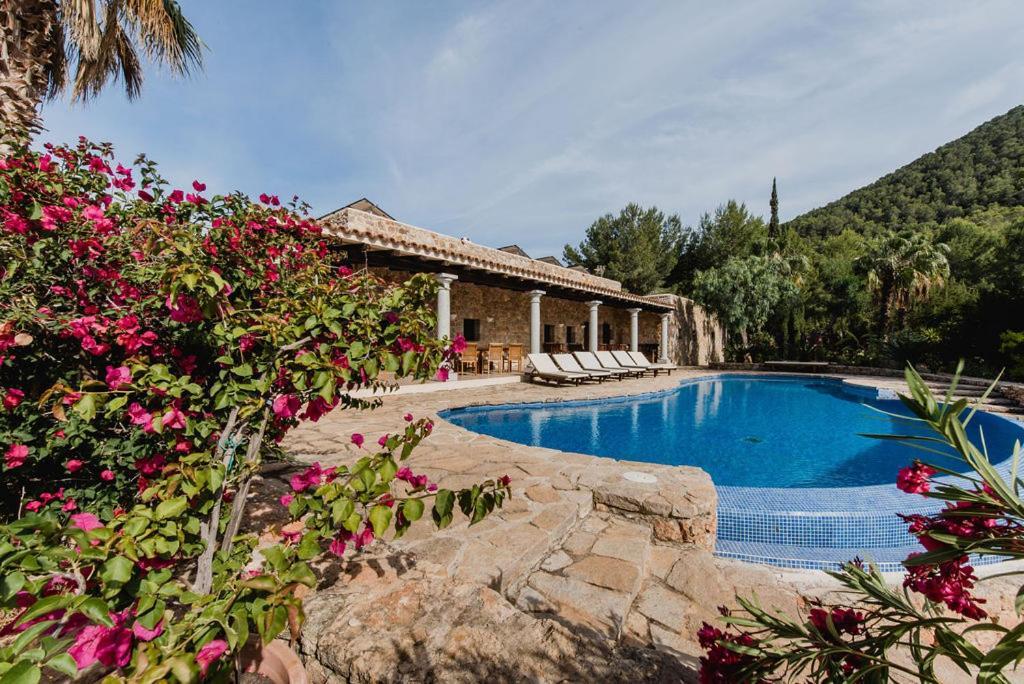 Villa & Guesthouse Paissa D'En Bernat Cala Tarida  Bagian luar foto